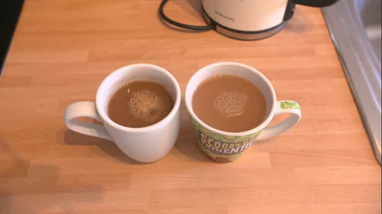 Which is better? Microwaved tea vs normal tea Which is better? Microwaved tea vs normal tea