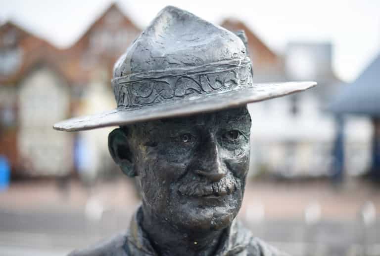 Should Robert Baden-Powell’s statue be removed? Should Robert Baden-Powell’s statue be removed?