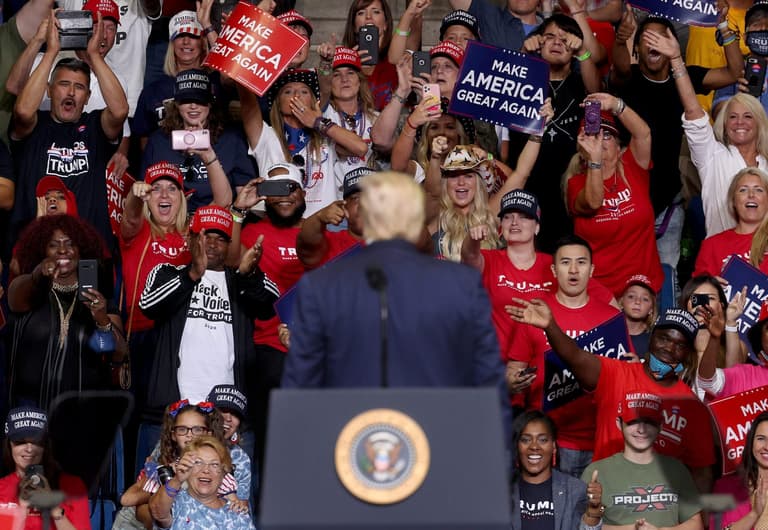 Donald Trump speculates on Covid-19 testing in the United States Donald Trump speculates on Covid-19 testing in the United States