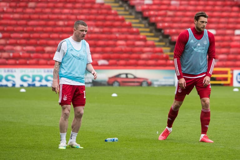 Jonny Hayes and Aberdeen teammates apologise after Covid cluster shutdown Jonny Hayes and Aberdeen teammates apologise after Covid cluster shutdown