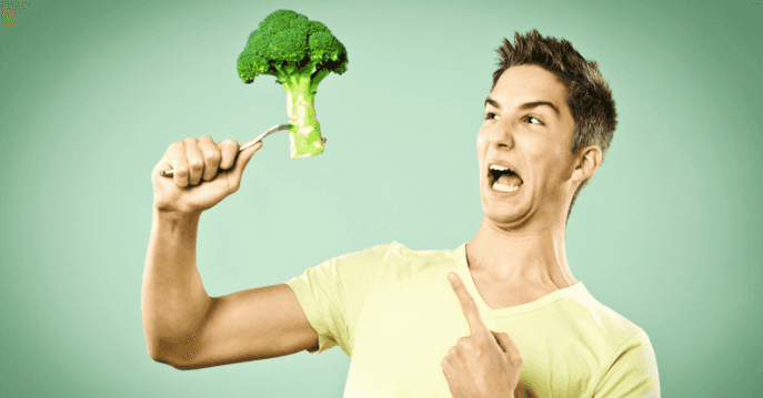 Bodybuilder explains why you don’t need to ‘eat clean’ to lose weight Bodybuilder explains why you don’t need to ‘eat clean’ to lose weight