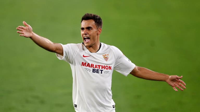 Sergio Reguilón edges closer to Manchester United move as talks intensify Sergio Reguilón edges closer to Manchester United move as talks intensify