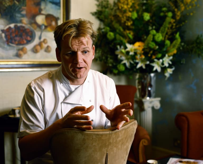 Gordon Ramsay mocked for charging £45 for tiny roast dinner at posh restaurant Gordon Ramsay mocked for charging £45 for tiny roast dinner at posh restaurant
