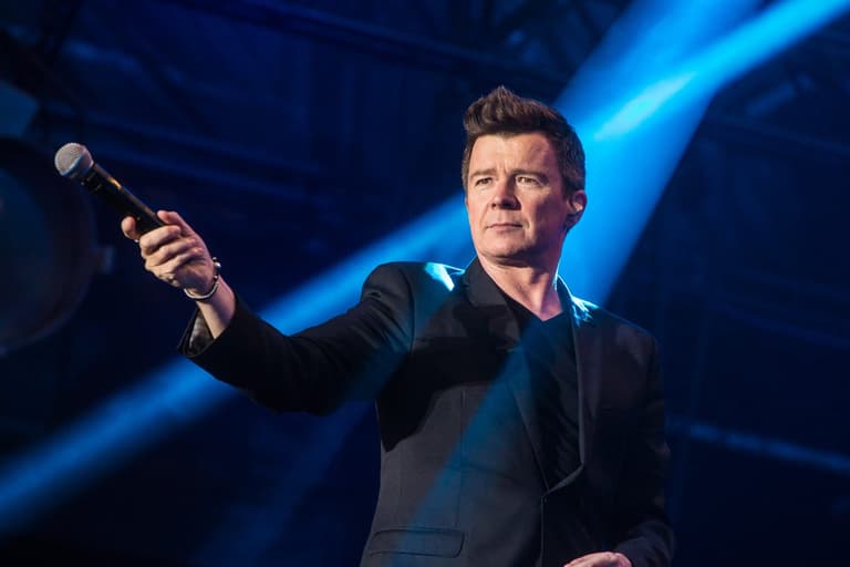 Mortified BBC presenter accidentally insults Rick Astley to his face Mortified BBC presenter accidentally insults Rick Astley to his face