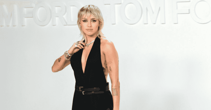 Miley Cyrus quit veganism because her ‘brain wasn’t functioning properly’ Miley Cyrus quit veganism because her ‘brain wasn’t functioning properly’