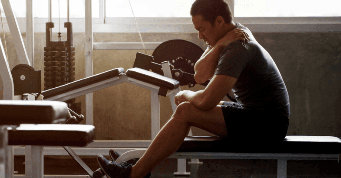 Experts say these are the signs you’re pushing too hard at the gym Experts say these are the signs you’re pushing too hard at the gym