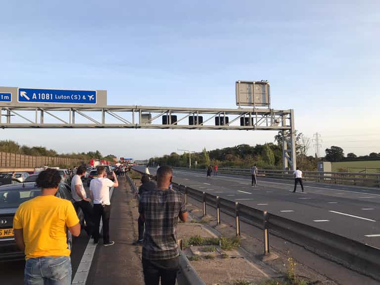 Cricket match breaks out on the M1 outside Luton during traffic jam Cricket match breaks out on the M1 outside Luton during traffic jam