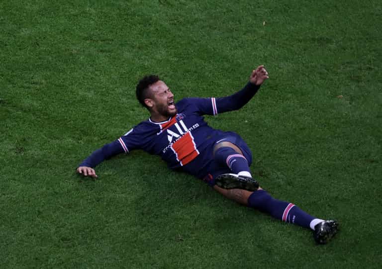 Neymar owes more unpaid tax than anyone else on Spanish blacklist Neymar owes more unpaid tax than anyone else on Spanish blacklist