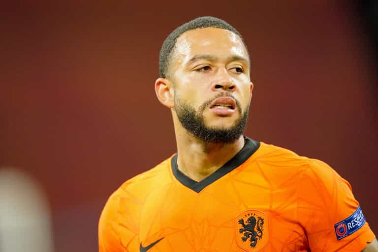 Cash-strapped Barcelona couldn’t afford Memphis Depay’s knockdown fee Cash-strapped Barcelona couldn’t afford Memphis Depay’s knockdown fee