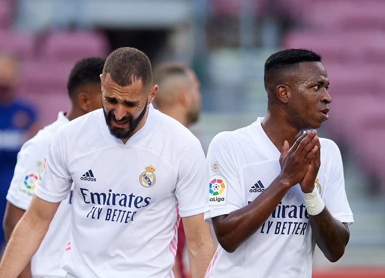 Tunnel footage shows Karim Benzema slagging off Real Madrid teammate Tunnel footage shows Karim Benzema slagging off Real Madrid teammate