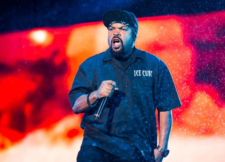 Ice Cube under fire for working with the Trump campaign Ice Cube under fire for working with the Trump campaign