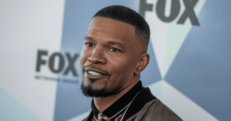 Jamie Foxx describes how he is bulking up to play Mike Tyson Jamie Foxx describes how he is bulking up to play Mike Tyson