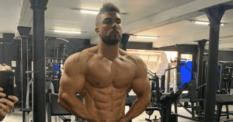 Top UK bodybuilder Ryan Terry shares his full abs workout online Top UK bodybuilder Ryan Terry shares his full abs workout online