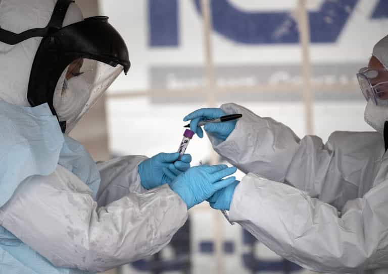 WHO warns there is a death every 17 seconds from coronavirus in Europe WHO warns there is a death every 17 seconds from coronavirus in Europe