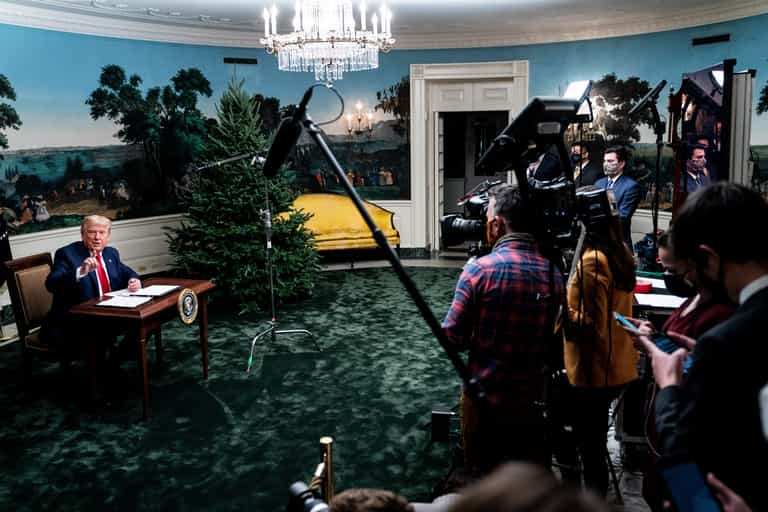 Donald Trump mocked for delivering speech at tiny little table Donald Trump mocked for delivering speech at tiny little table