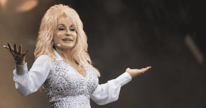 Dolly Parton funded research into the COVID-19 Moderna vaccine Dolly Parton funded research into the COVID-19 Moderna vaccine
