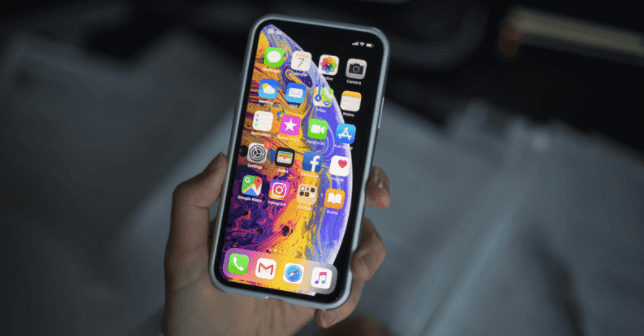 Apple forced to pay £85 million after admitting they slowed down old iPhones Apple forced to pay £85 million after admitting they slowed down old iPhones