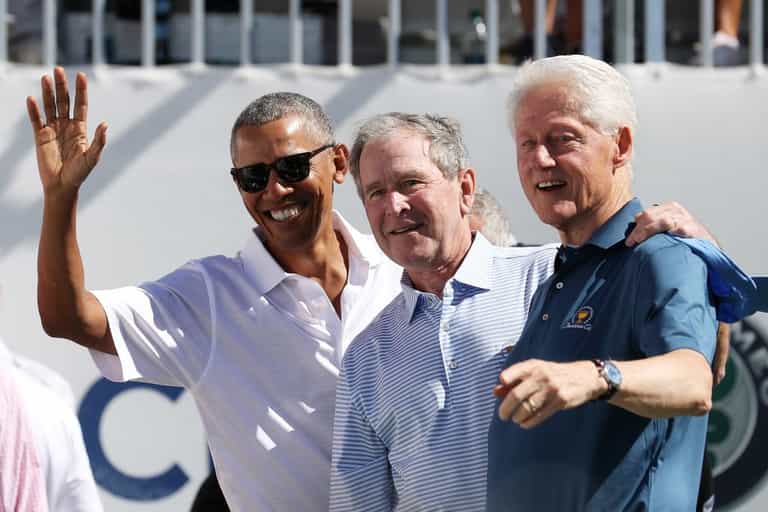 Obama, Bill Clinton and George Bush are all willing to get vaccinated on-camera Obama, Bill Clinton and George Bush are all willing to get vaccinated on-camera
