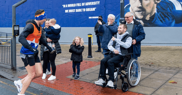 Ex-Leeds Rhinos captain Kevin Sinfield completes 7 marathons in 7 days in support of former teammate Ex-Leeds Rhinos captain Kevin Sinfield completes 7 marathons in 7 days in support of former teammate