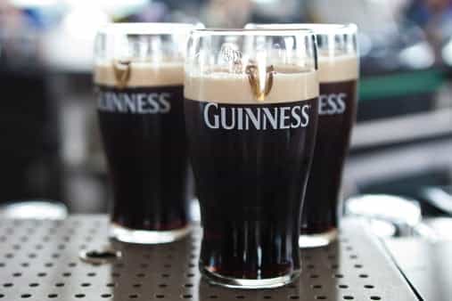 Irish government considering ‘alcohol curfew’ for remainder of lockdown Irish government considering ‘alcohol curfew’ for remainder of lockdown