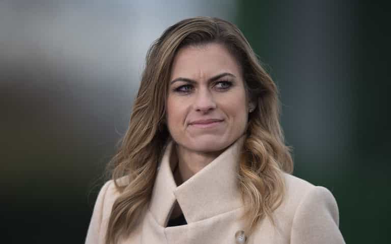 Karen Carney deletes Twitter account as Leeds’ tweet remains live Karen Carney deletes Twitter account as Leeds’ tweet remains live