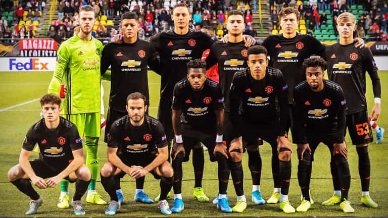 Four senior Manchester United players likely to leave before January ends Four senior Manchester United players likely to leave before January ends