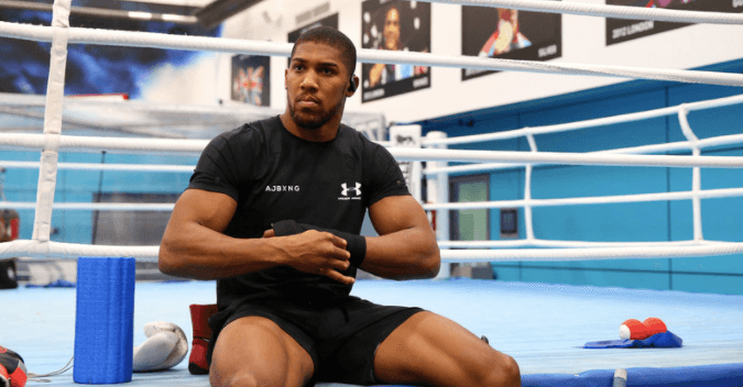 Anthony Joshua has ‘a confidence issue’, according to Tyson Fury Anthony Joshua has ‘a confidence issue’, according to Tyson Fury