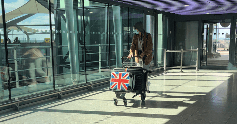 Travellers entering the UK without a negative COVID-19 test are still being allowed in Travellers entering the UK without a negative COVID-19 test are still being allowed in
