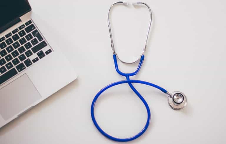 US doctor forgives $650,000 in medical bills for cancer patients US doctor forgives $650,000 in medical bills for cancer patients