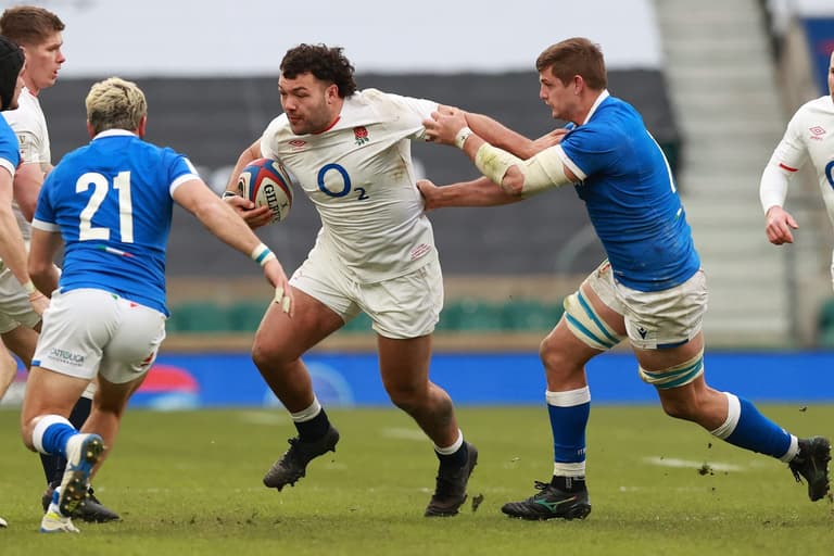 Ellis Genge accused of having a ‘chip on his shoulder’ by ex-Wales international Ellis Genge accused of having a ‘chip on his shoulder’ by ex-Wales international