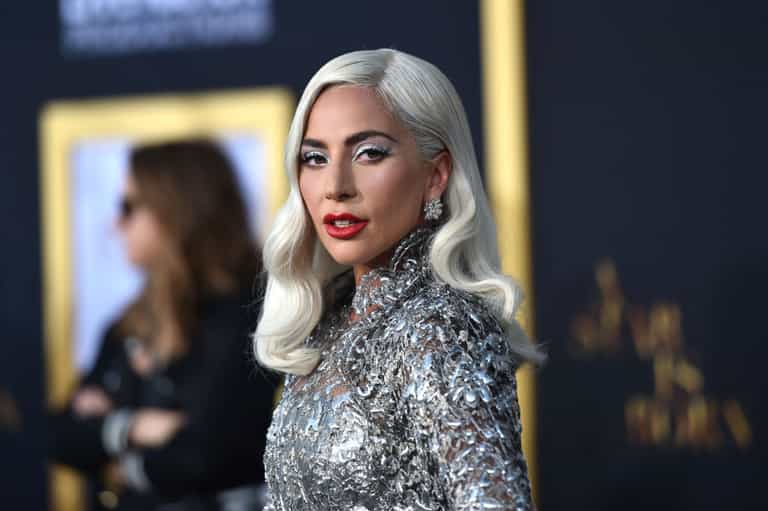 Lady Gaga to pay her dogwalker’s £70k medical bills after he was shot Lady Gaga to pay her dogwalker’s £70k medical bills after he was shot