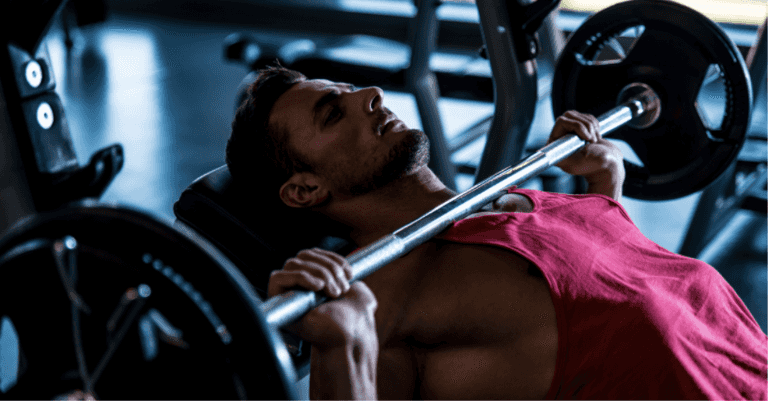 Bodybuilder suffers horrific pec tear injury while bench pressing 220kg Bodybuilder suffers horrific pec tear injury while bench pressing 220kg