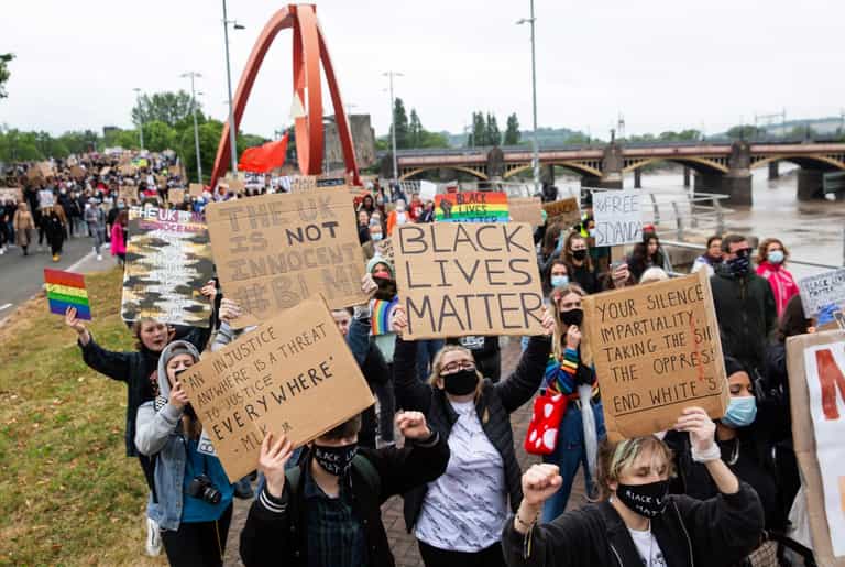 UN experts condemn UK government’s ‘reprehensible’ race report UN experts condemn UK government’s ‘reprehensible’ race report