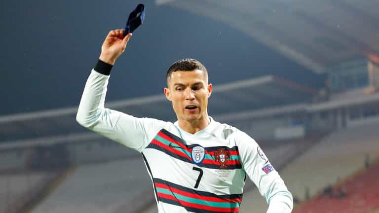 Cristiano Ronaldo’s captain’s armband bought for £54k by mystery bidder Cristiano Ronaldo’s captain’s armband bought for £54k by mystery bidder
