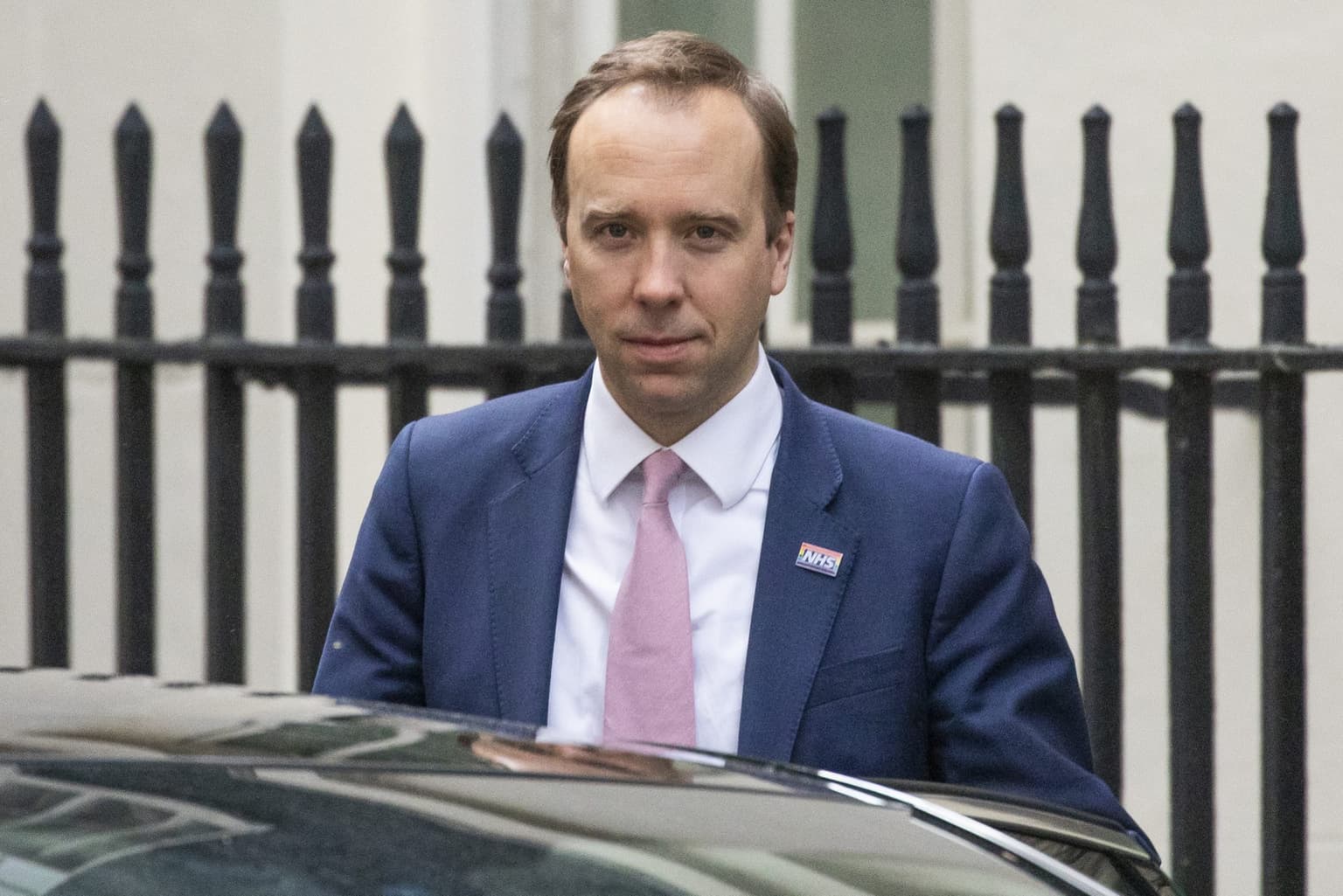 Matt Hancock apologises for ‘breach of social distancing’ but will not resign