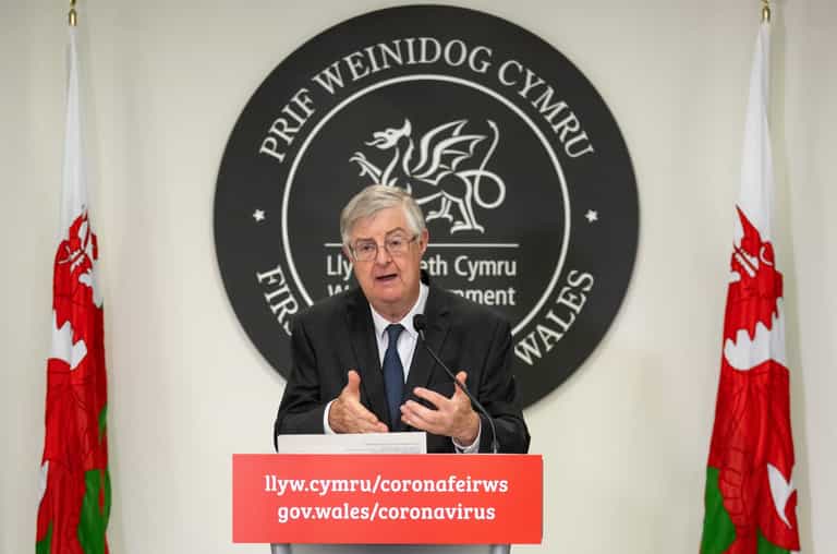 UK at ‘pre-peak stage of third wave’, warn scientific advisers UK at ‘pre-peak stage of third wave’, warn scientific advisers