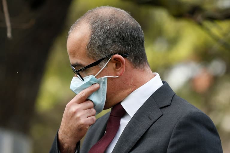 No ‘legal compulsion’ to wear face masks once restrictions lift, says minister No ‘legal compulsion’ to wear face masks once restrictions lift, says minister