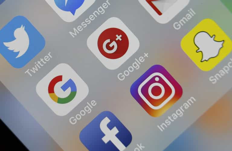 Influencers divided on Norway’s new law on photo editing Influencers divided on Norway’s new law on photo editing