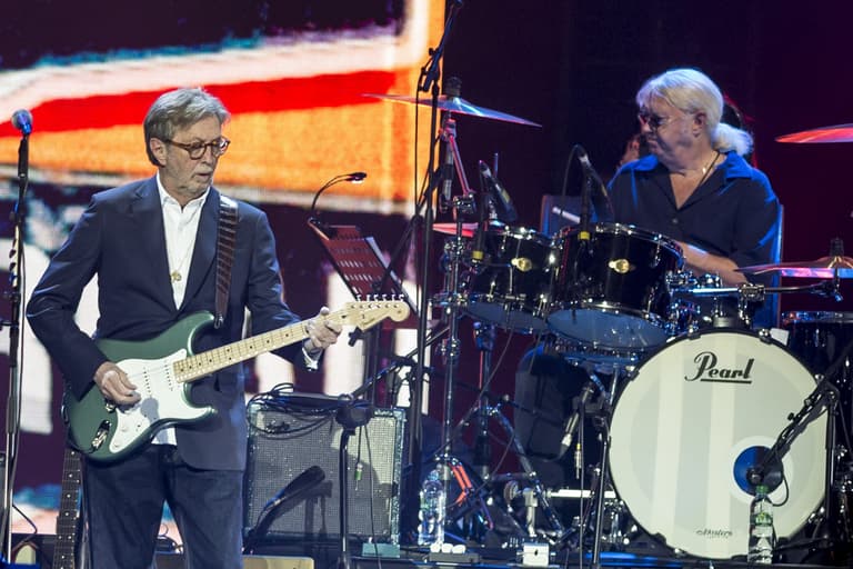 Eric Clapton refuses to play venues that require vaccine passport Eric Clapton refuses to play venues that require vaccine passport
