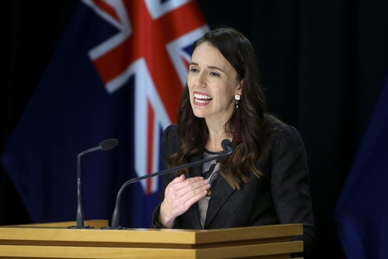 New Zealand refuses to risk UK-style ‘live with Covid’ policy, says Jacinda Ardern New Zealand refuses to risk UK-style ‘live with Covid’ policy, says Jacinda Ardern