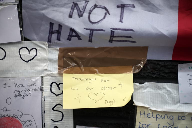 Note at Rashford mural says ‘thank you for our dinner’ Note at Rashford mural says ‘thank you for our dinner’