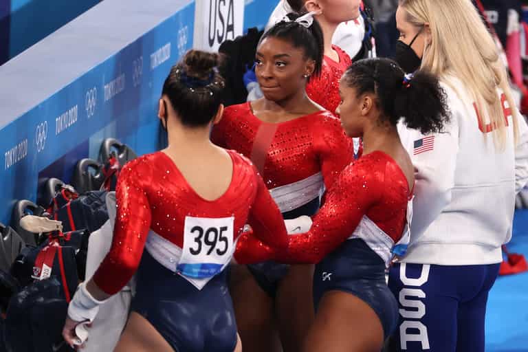Simone Biles pulls out of Olympic women’s gymnastics team final Simone Biles pulls out of Olympic women’s gymnastics team final