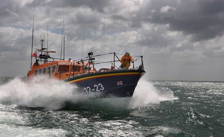 RNLI sees 2,000% daily increase in donations after Farage criticism RNLI sees 2,000% daily increase in donations after Farage criticism