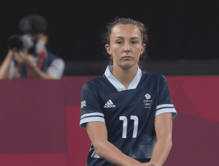 Tokyo 2020 social media teams banned from showing athletes taking the knee Tokyo 2020 social media teams banned from showing athletes taking the knee