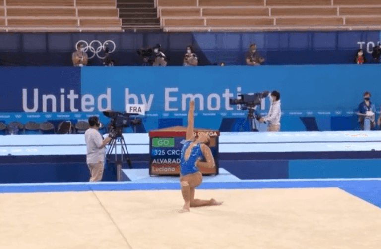Costa Rican gymnast ends Olympics floor routine by taking the knee Costa Rican gymnast ends Olympics floor routine by taking the knee