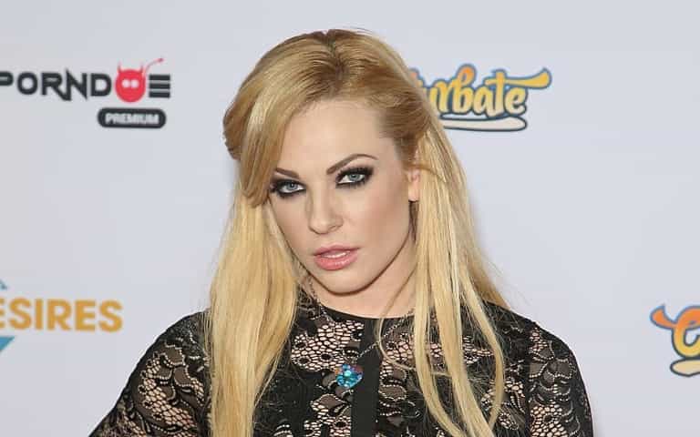 Adult film star Dahlia Sky found dead from suspected suicide Adult film star Dahlia Sky found dead from suspected suicide