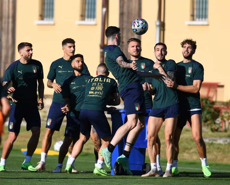 Concern for Italy squad as TV crew tests positive for Covid-19 Concern for Italy squad as TV crew tests positive for Covid-19