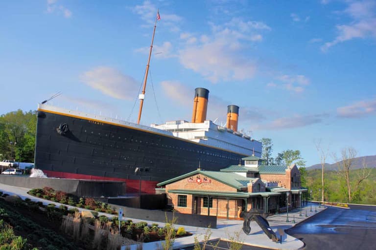 Three injured as iceberg wall collapses at Titanic museum Three injured as iceberg wall collapses at Titanic museum