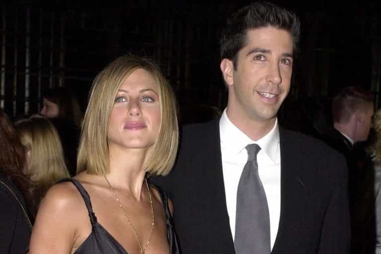 Jennifer Aniston and David Schwimmer reportedly dating after reunion show Jennifer Aniston and David Schwimmer reportedly dating after reunion show