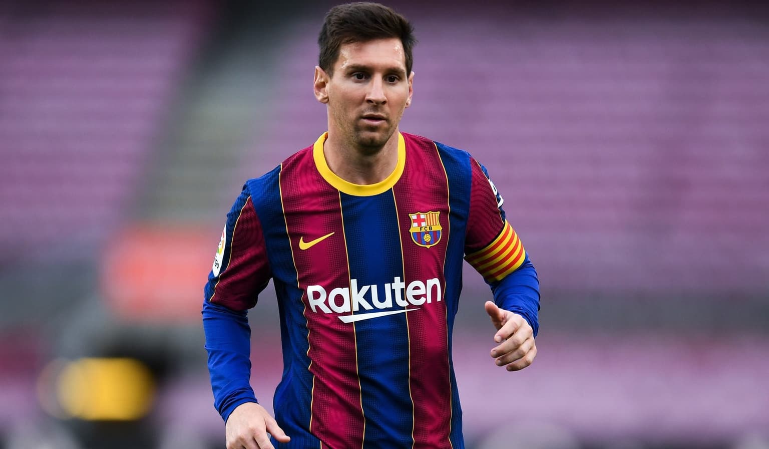 Cash-strapped Barcelona set to sign 34-year-old free agent